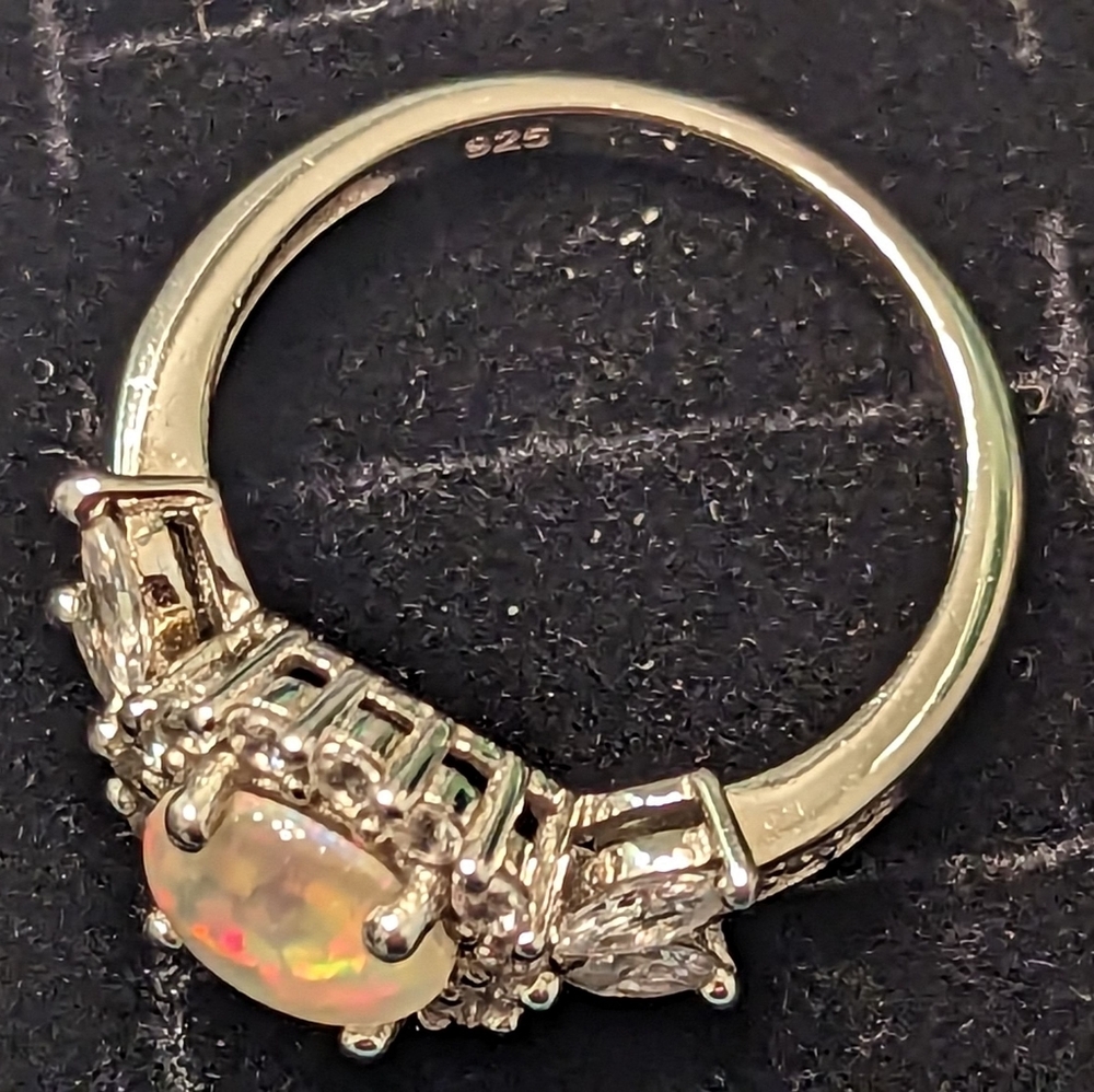 Opal ring - Picture 3 of 3